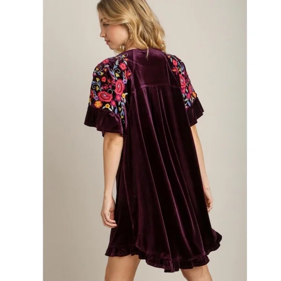 Umgee Purple Velvet Dress with Floral Embroidery - Picture 3 of 4